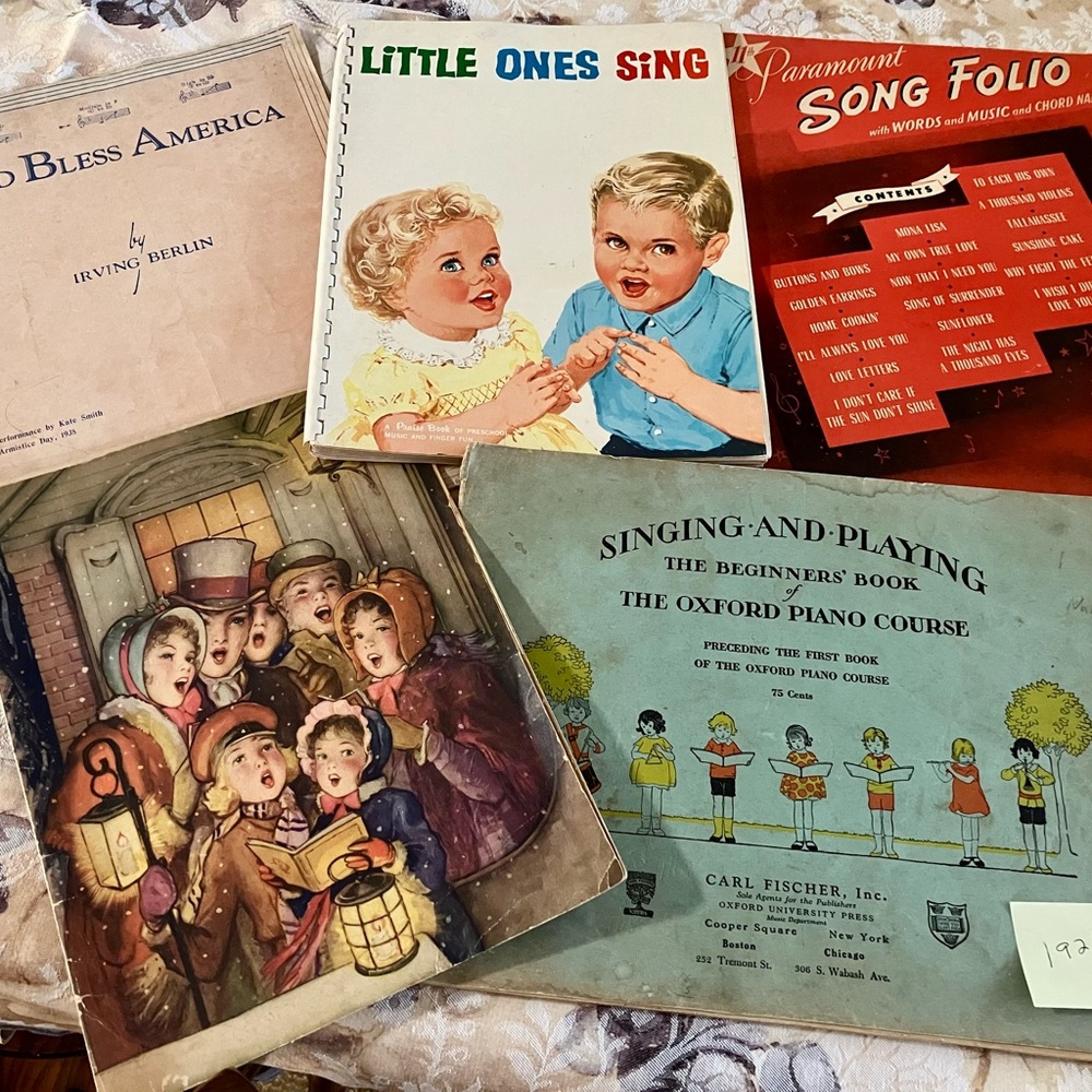 VINTAGE 1900 'S RARE HOLIDAY EPHEMERA ANTIQUE CHILDREN’S SONG BOOKS  SHEET MUSIC